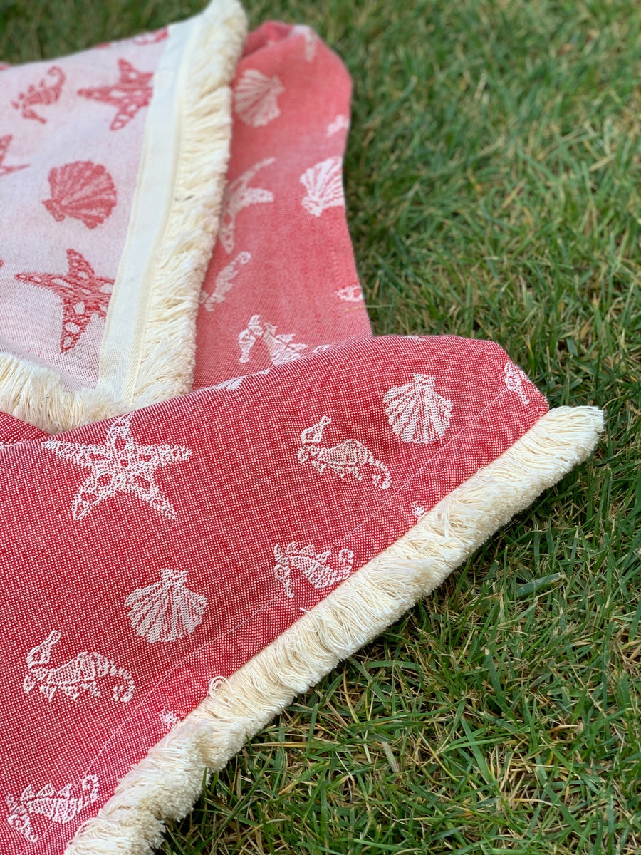 BEACH/POOL TOWEL WITH FRINGE