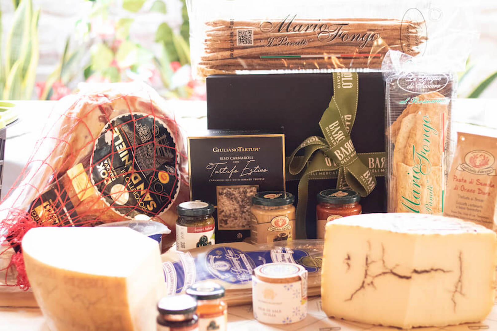 GIFT BOXES