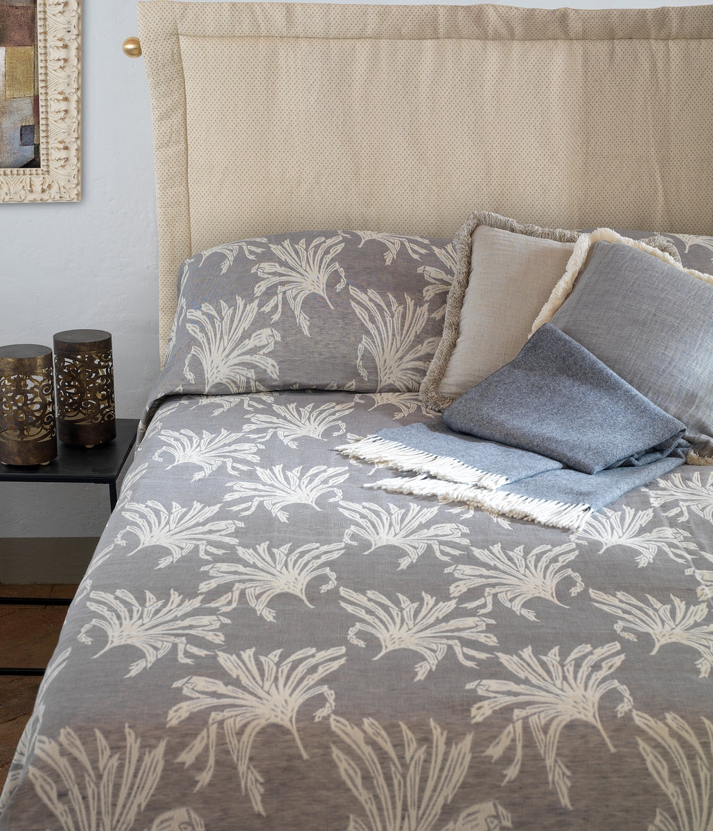 SIERRA LEONE - BEDSPREAD