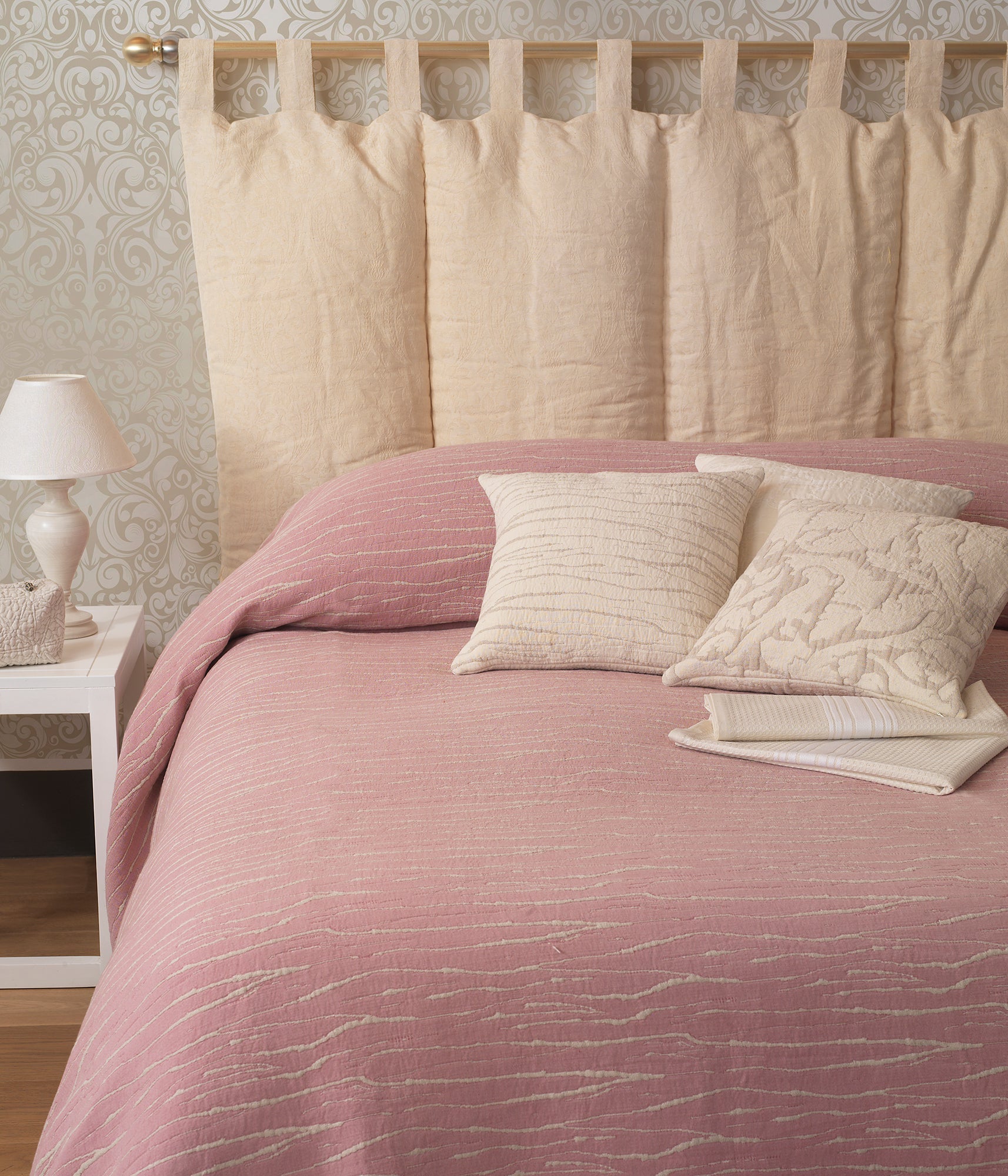 APUANE - BEDCOVER