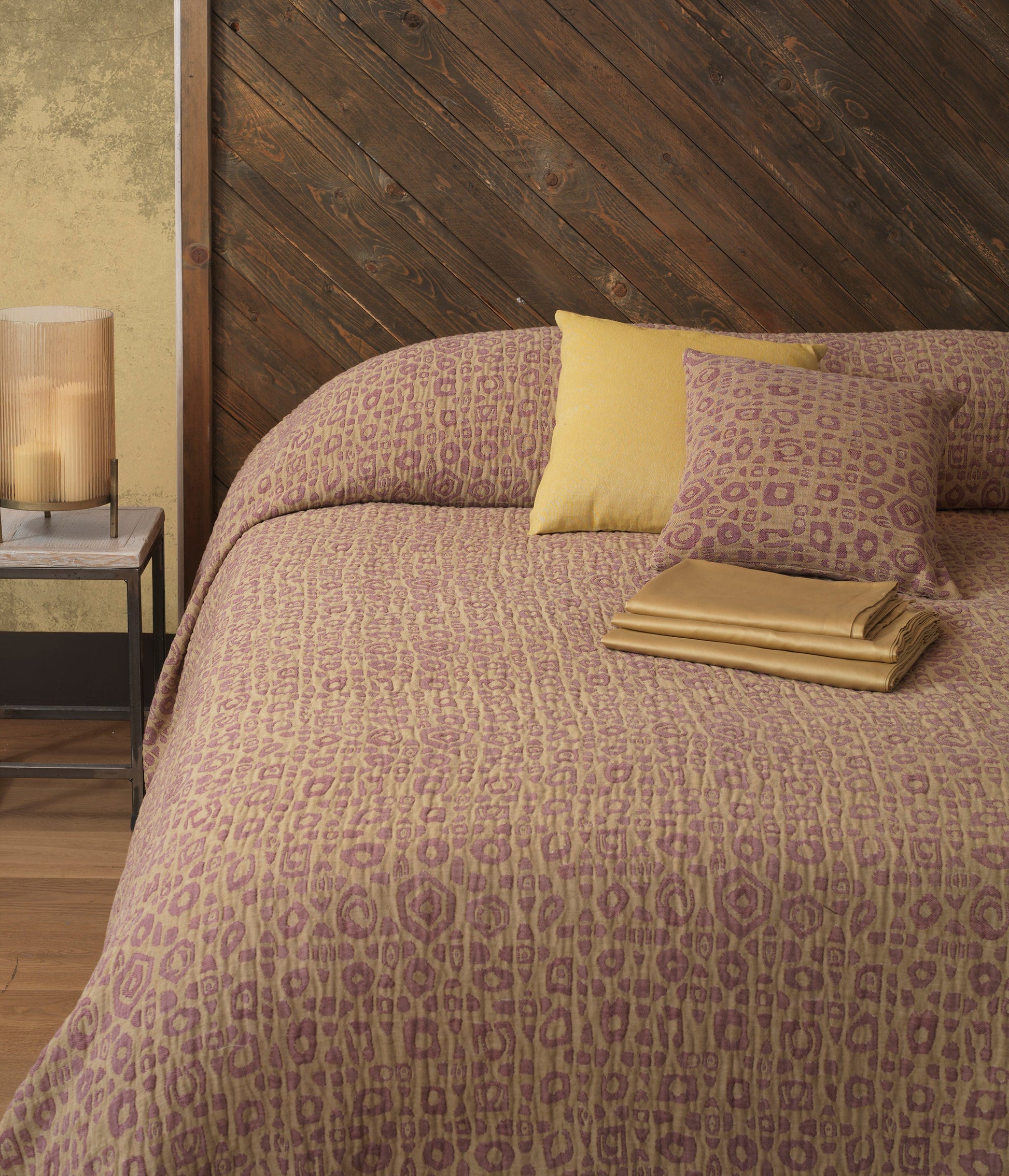 MASSAWA BEDCOVER 106,5x110,5 inches (Outlet)