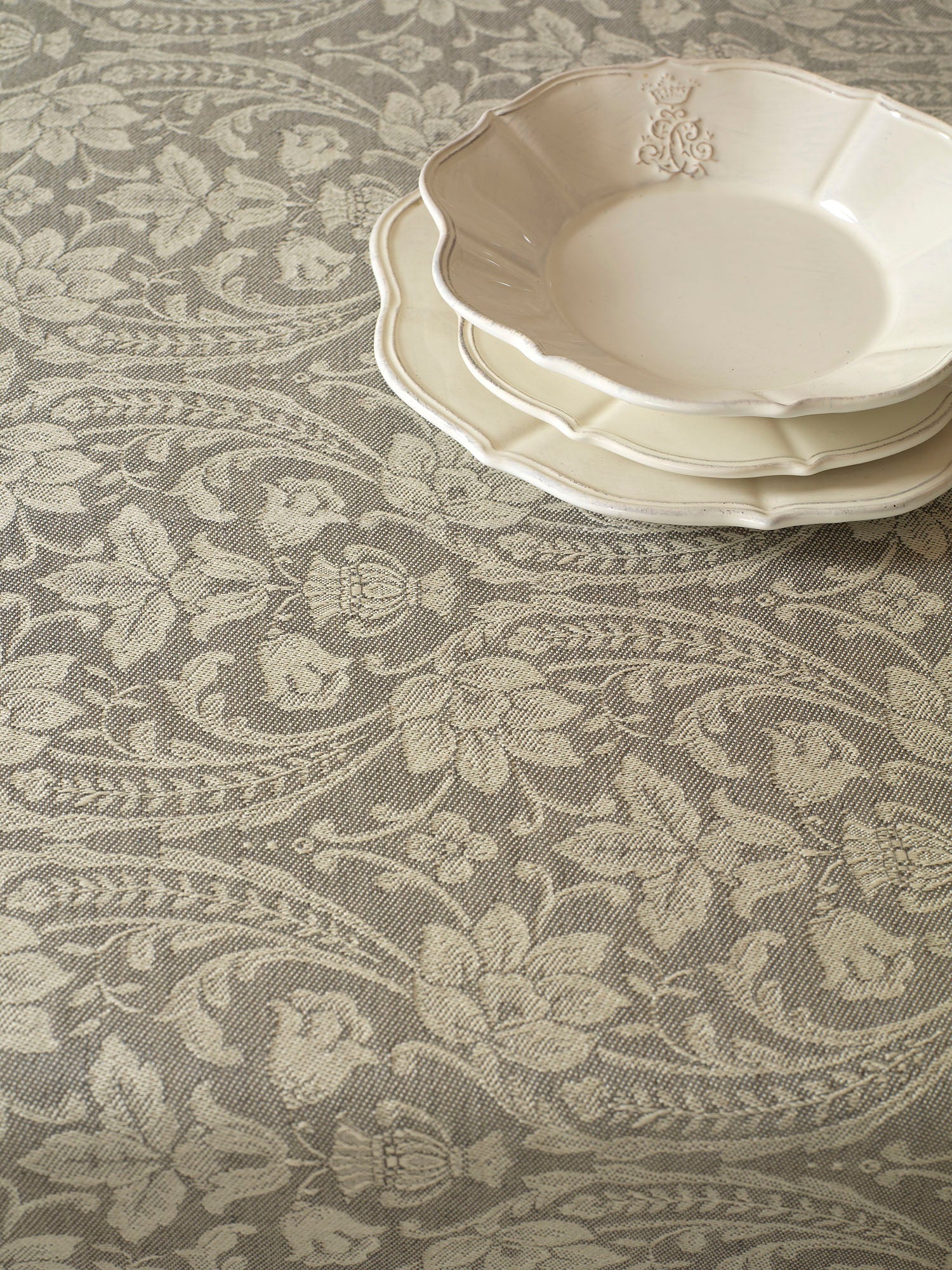 Donna di Coppe 116 inch wide (295cm)- Fabric