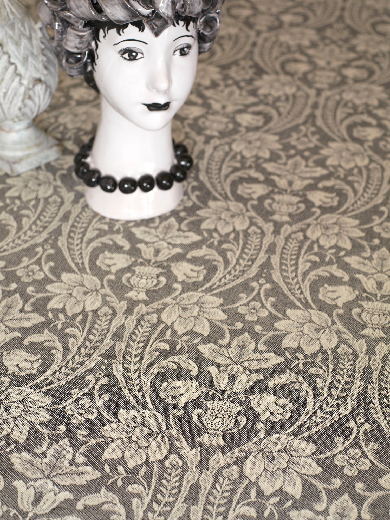 Donna di Coppe - Table Runner