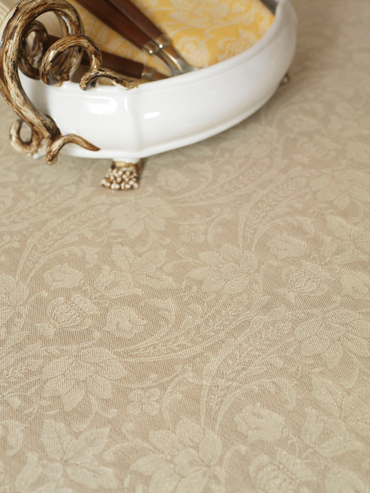 Donna di Coppe - Table Runner