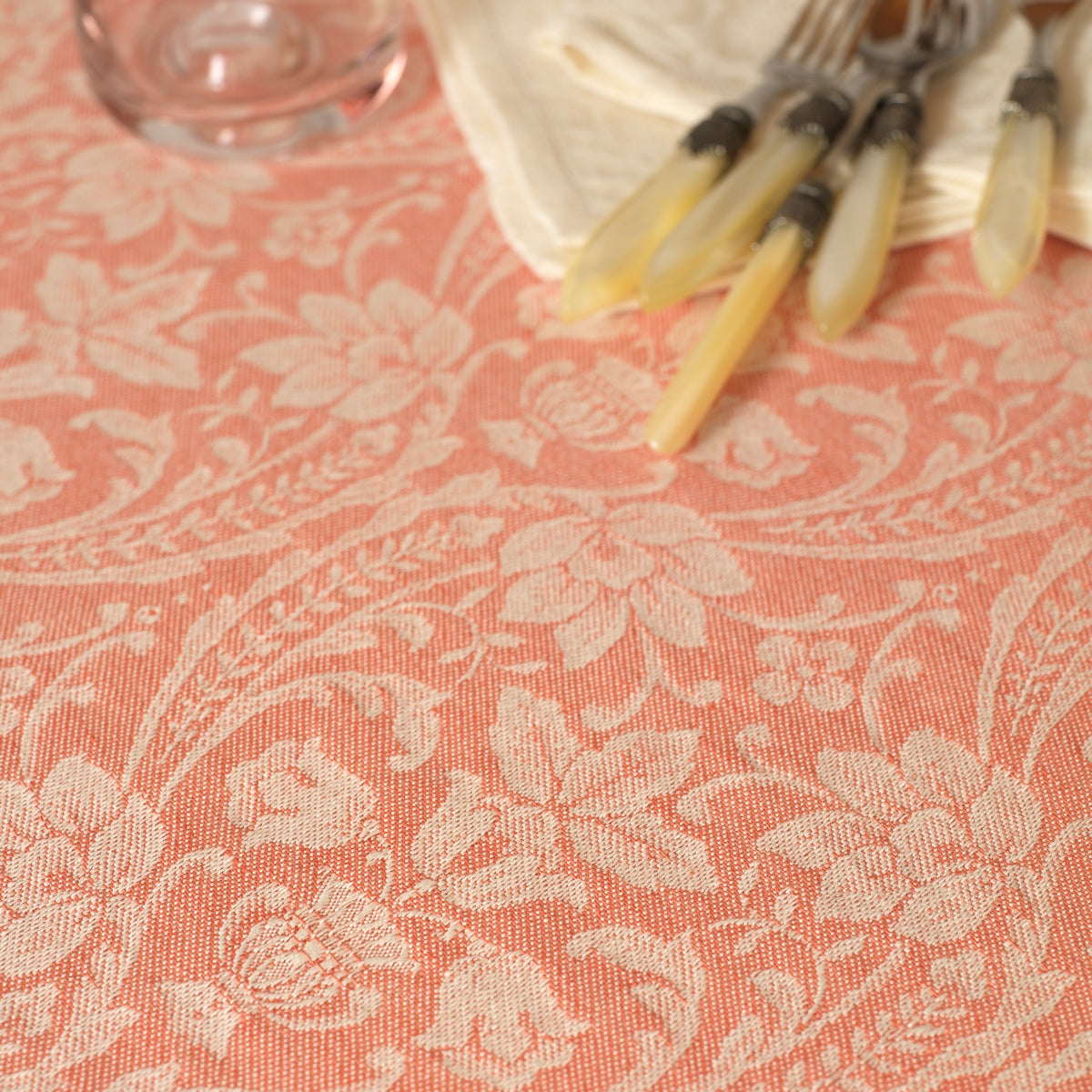 Donna di Coppe 116 inch wide (295cm)- Fabric