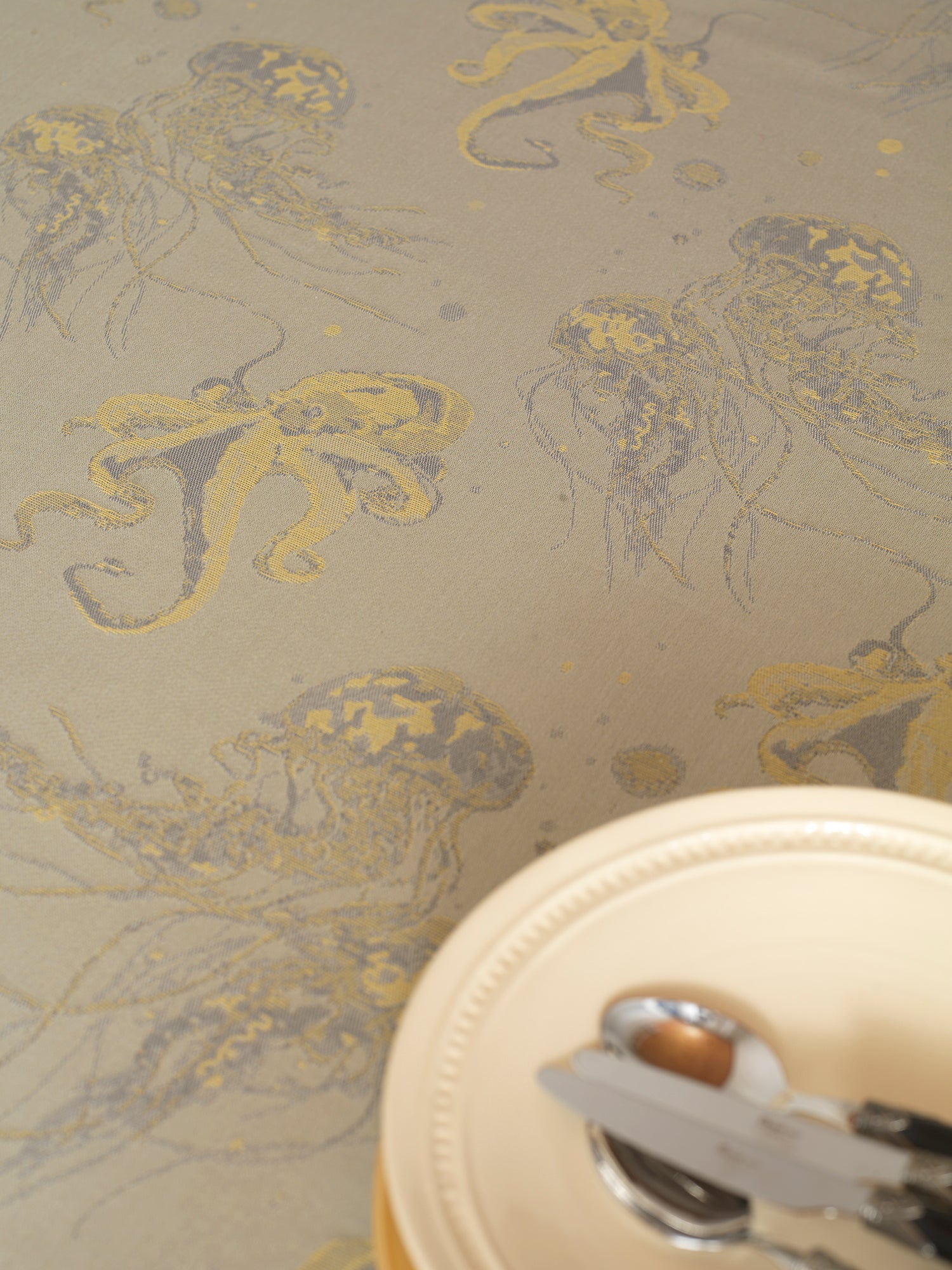 MEDUSA (Jellyfish) - FABRIC (114 inch wide)