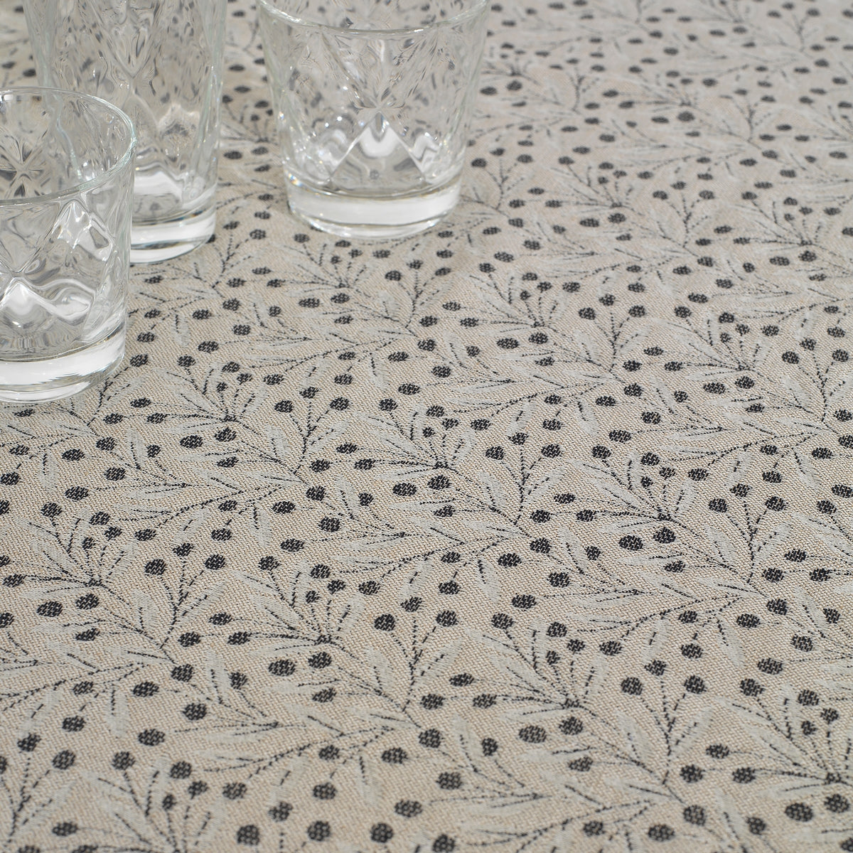 SAKURA - TABLECLOTH 95,5x114 inches (Outlet)