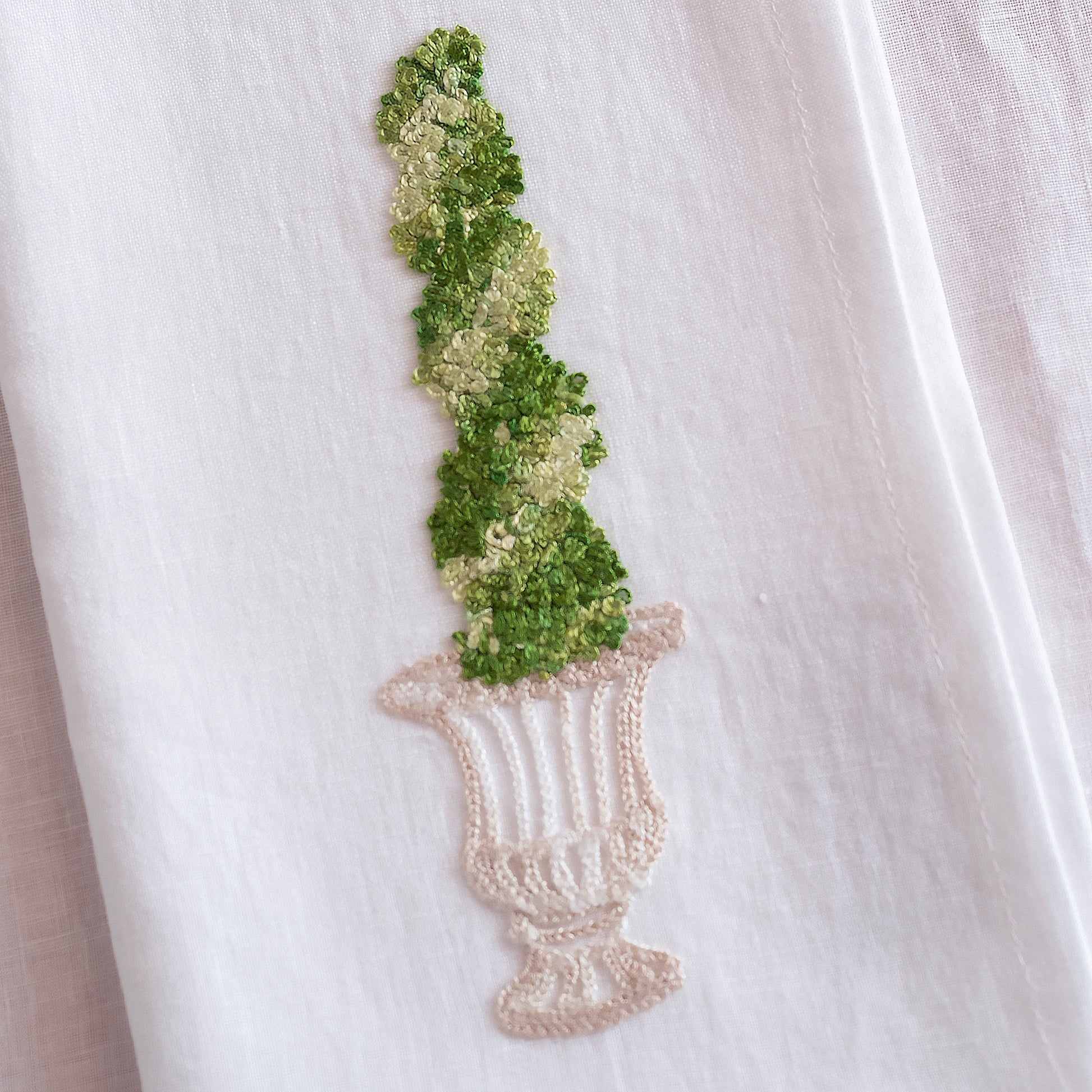 ITALIAN GARDEN - Set of 2 embroidered napkins