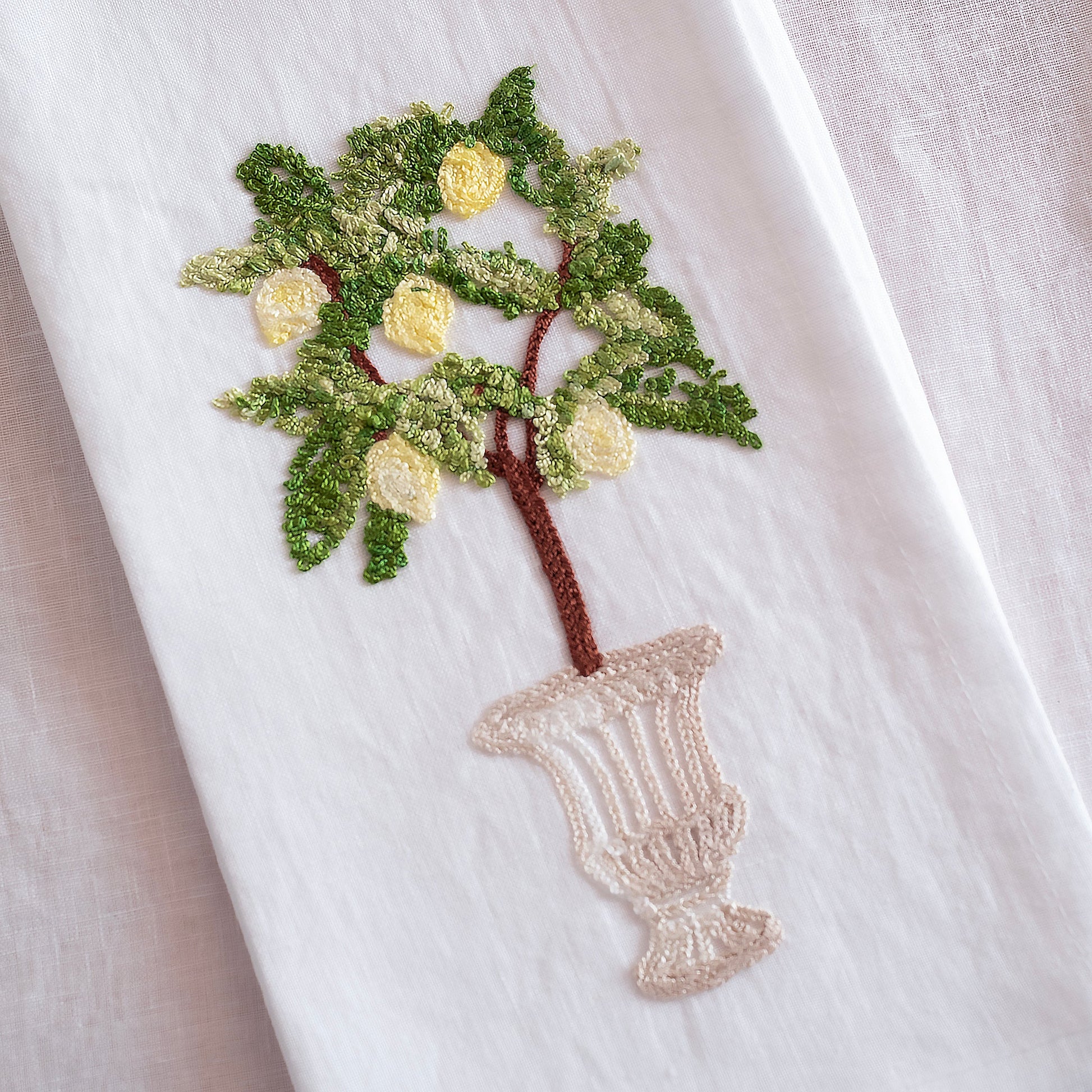 ITALIAN GARDEN - Set of 2 embroidered napkins
