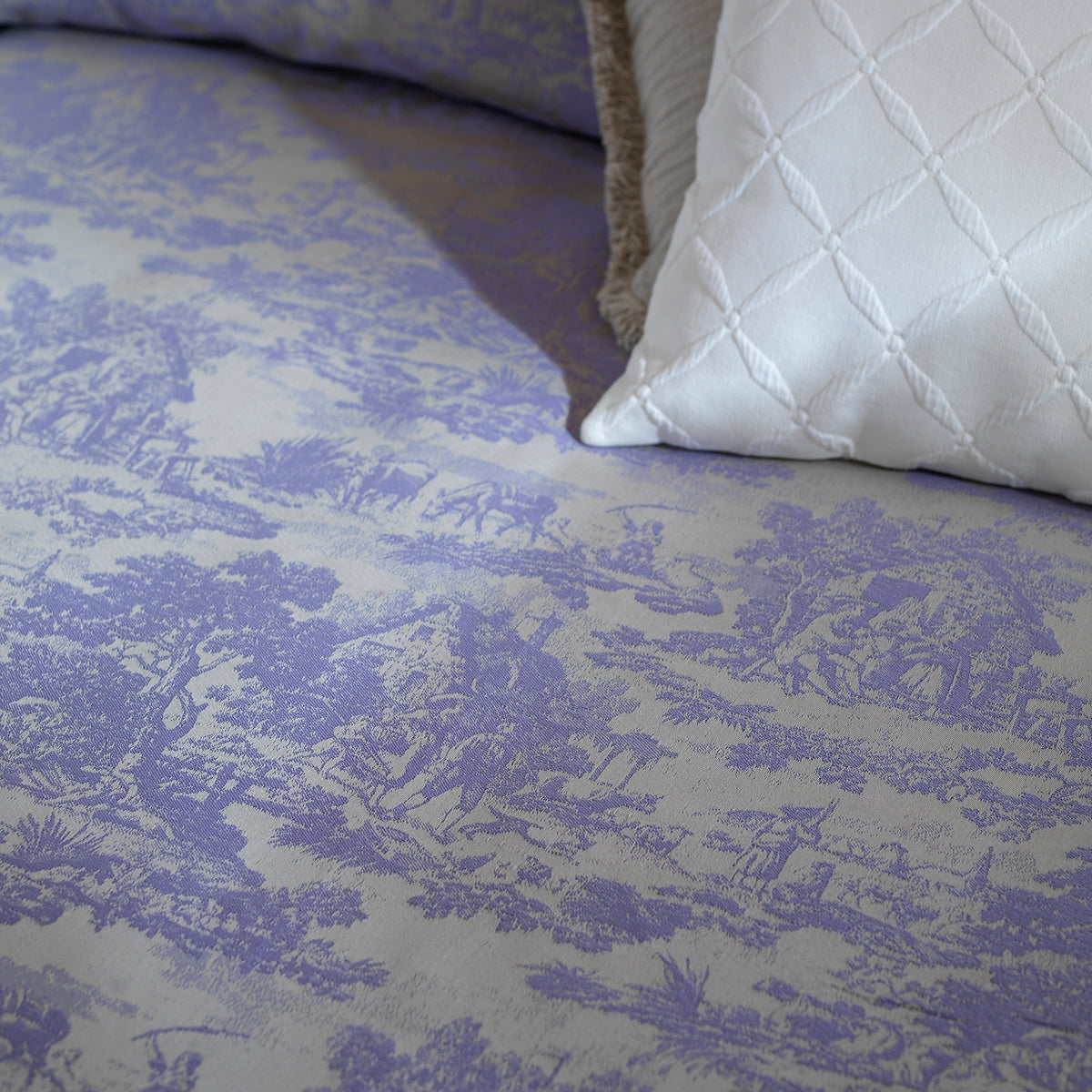 BRETAGNA BEDSPREAD 106x110 inch (Outlet)