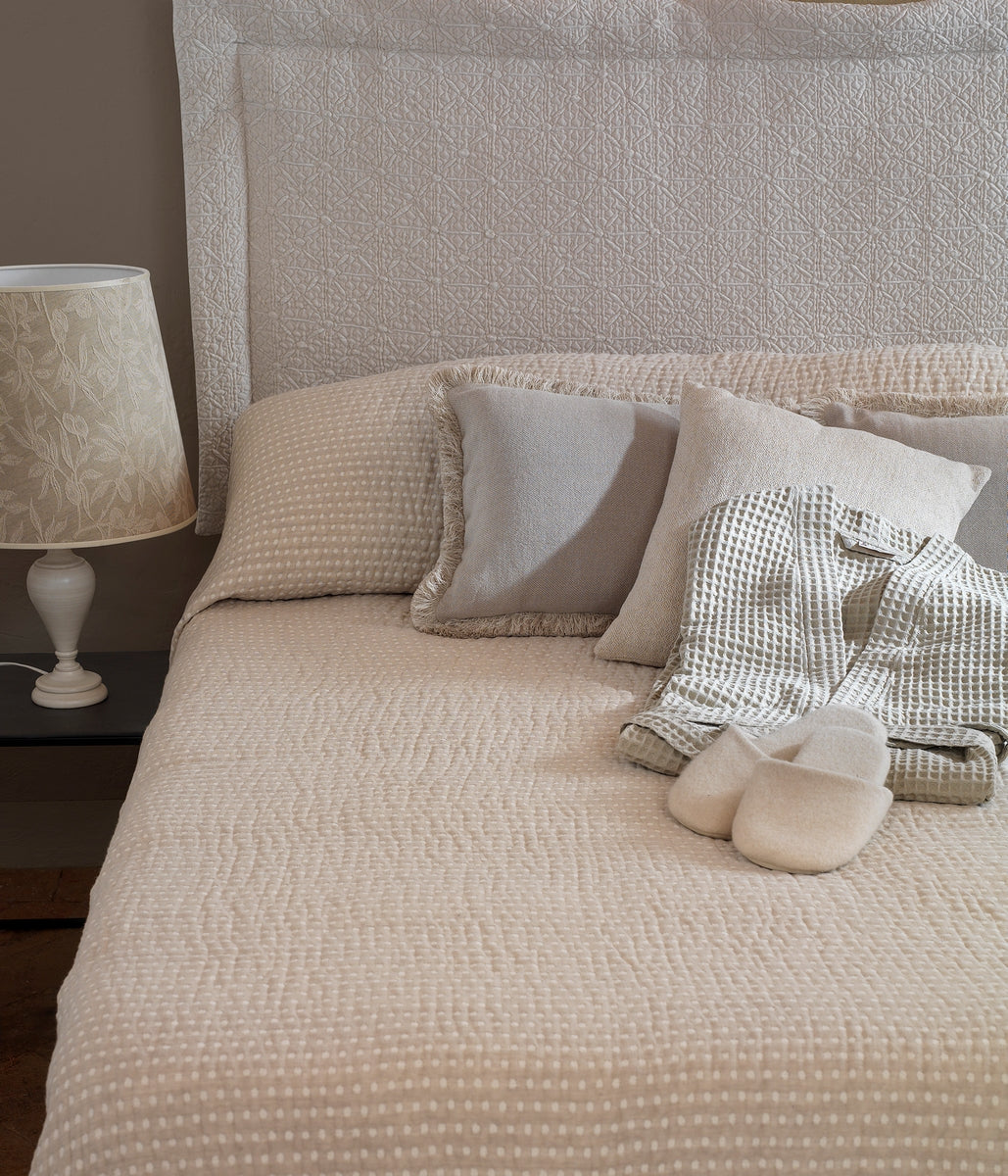 TIMBUCTU BEDSPREAD 102x110 inches (Outlet)