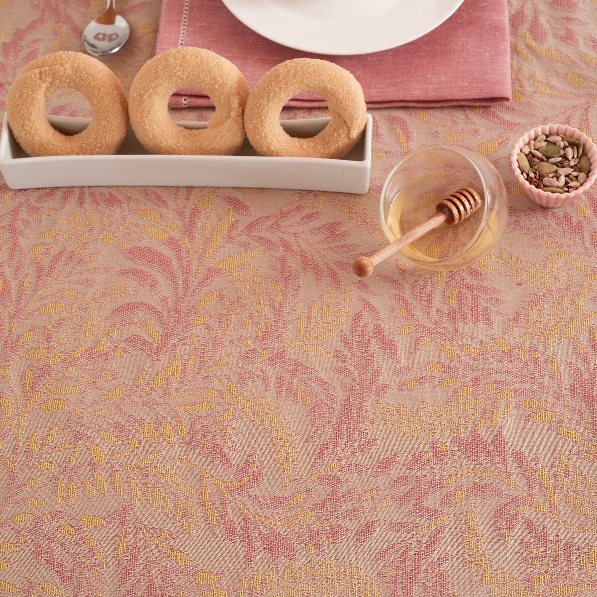KENZIA - TABLERUNNER / LONG PLACEMAT