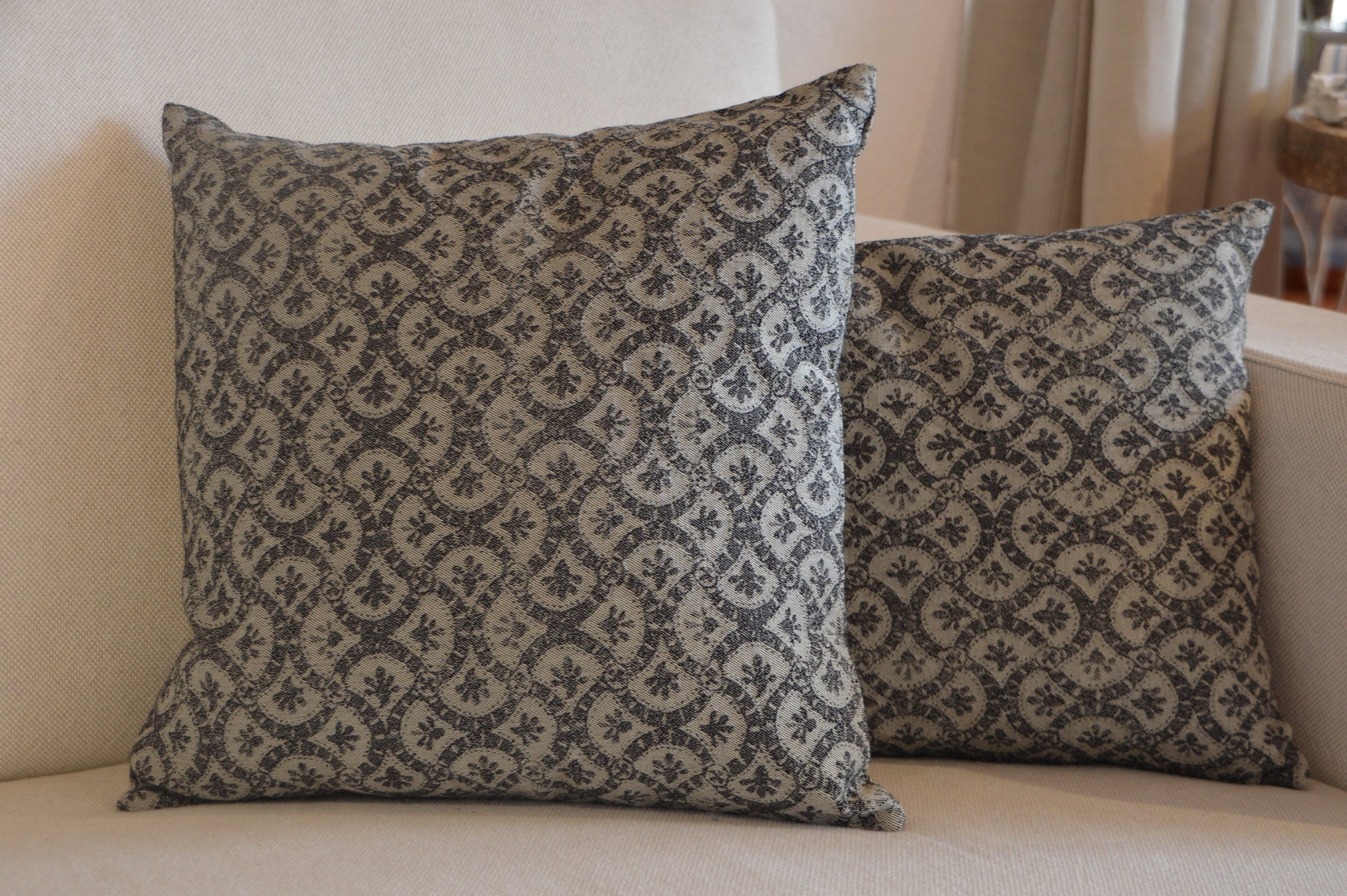 GANGE - CUSHION