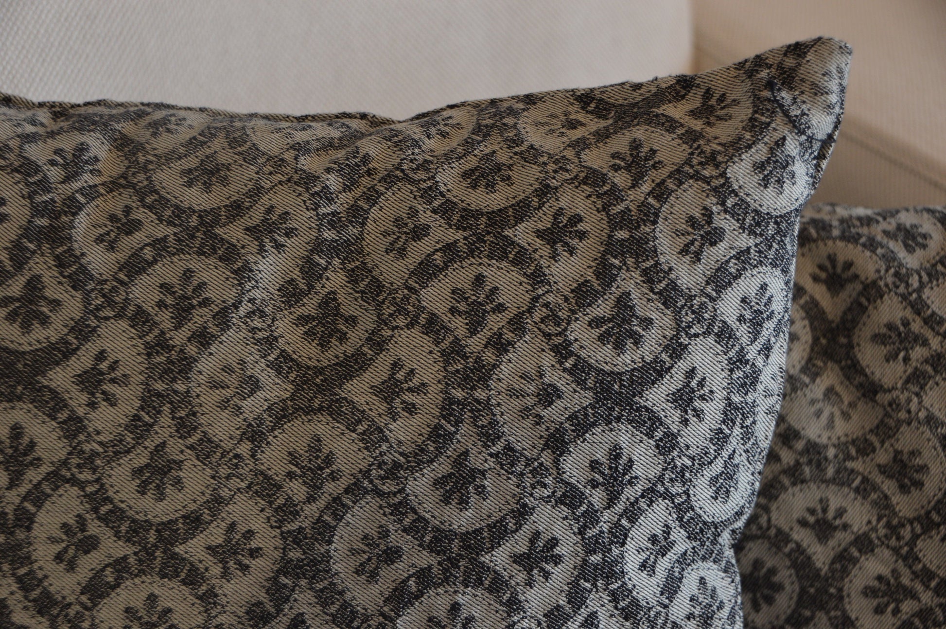 GANGE - CUSHION