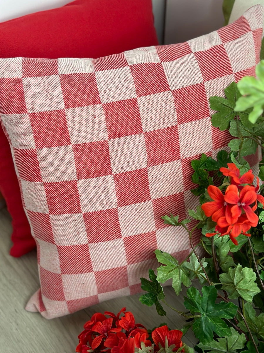 CUSHION - DAMONA