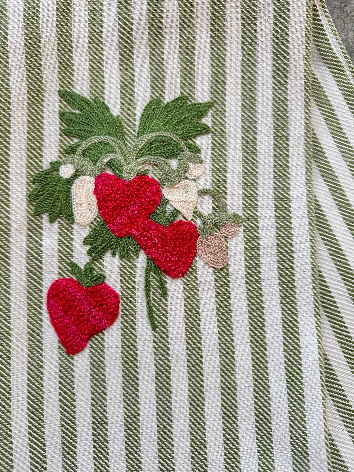 STRAWBERRIES - POMELO KITCHEN TOWEL