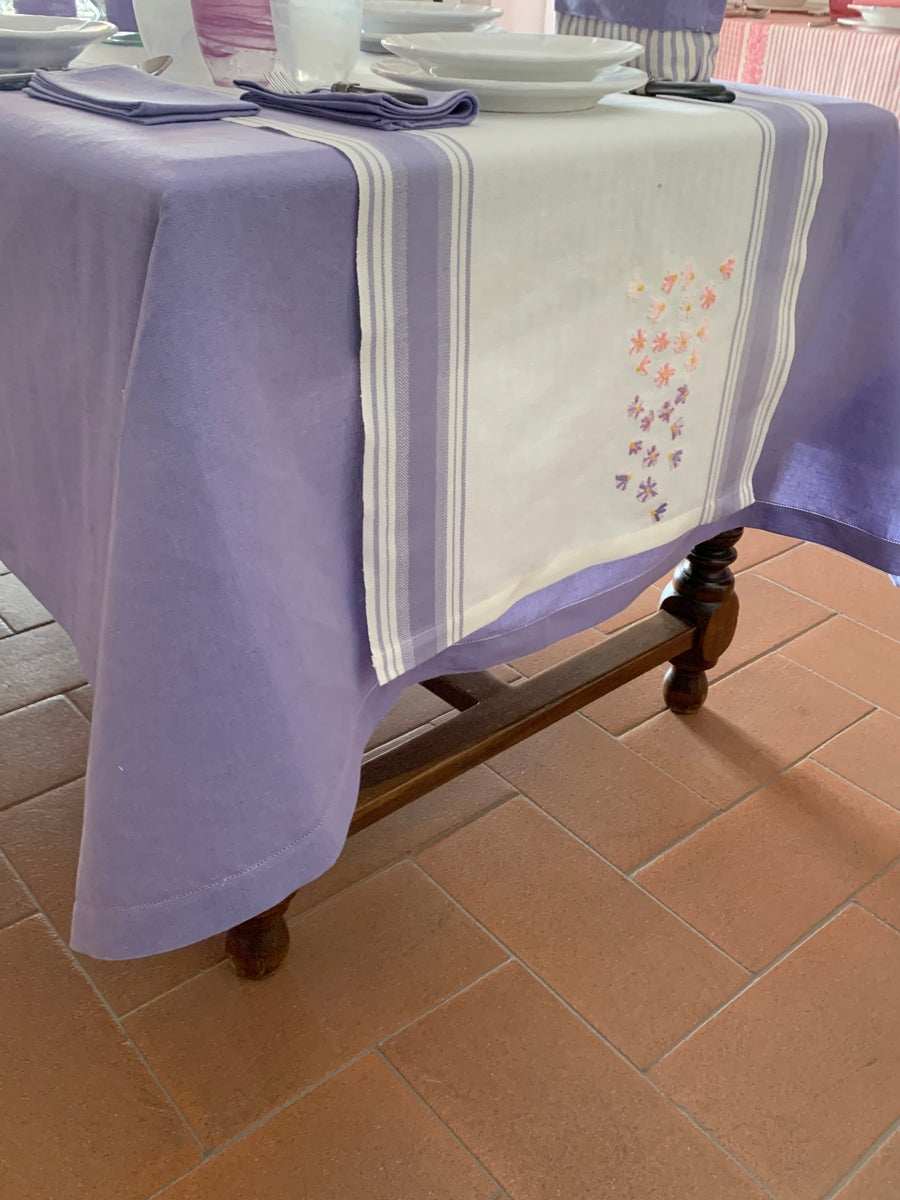 SPRING FLOWERS - EMBROIDERED TABLERUNNER