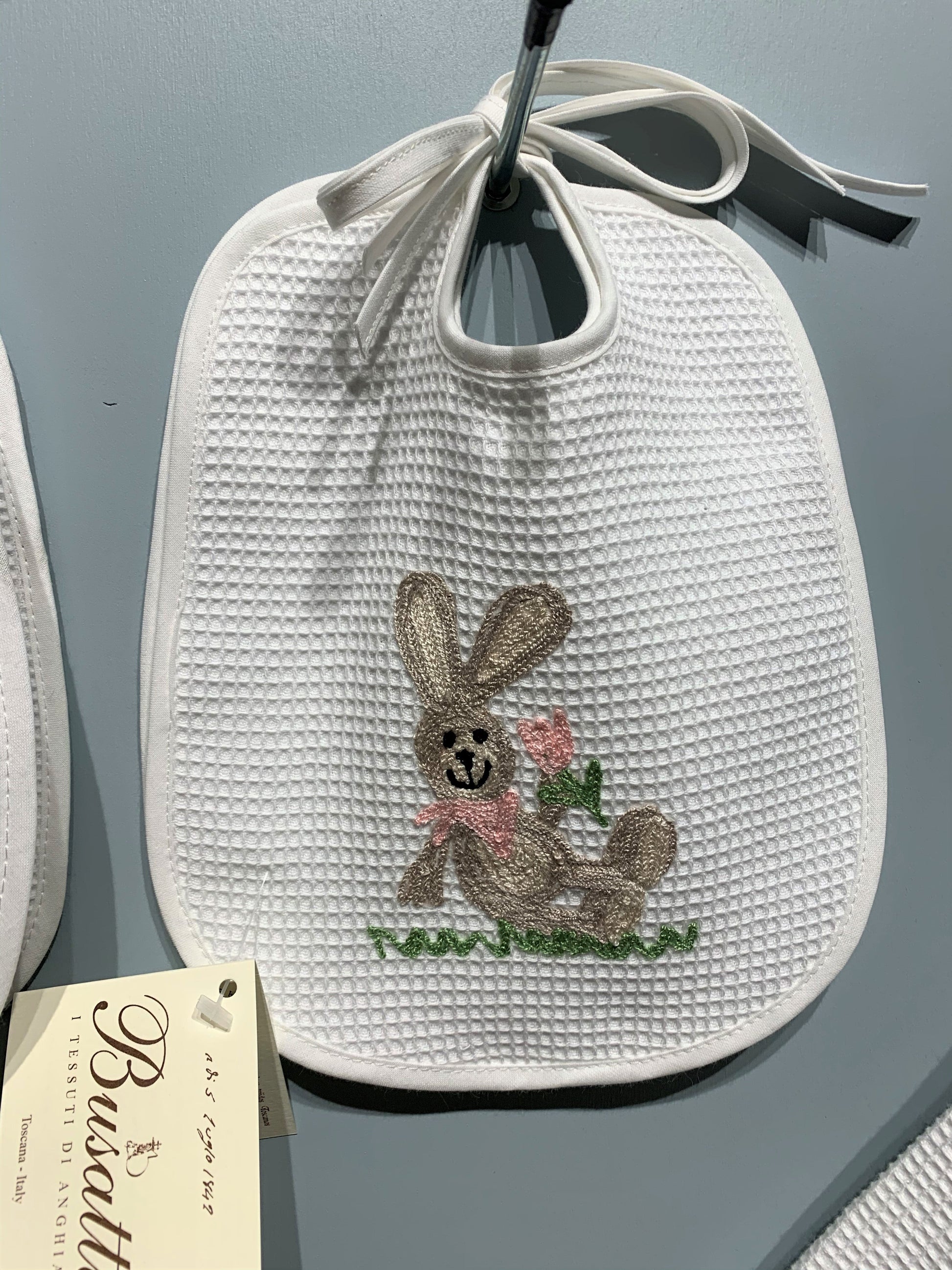 BUNNY - BIB