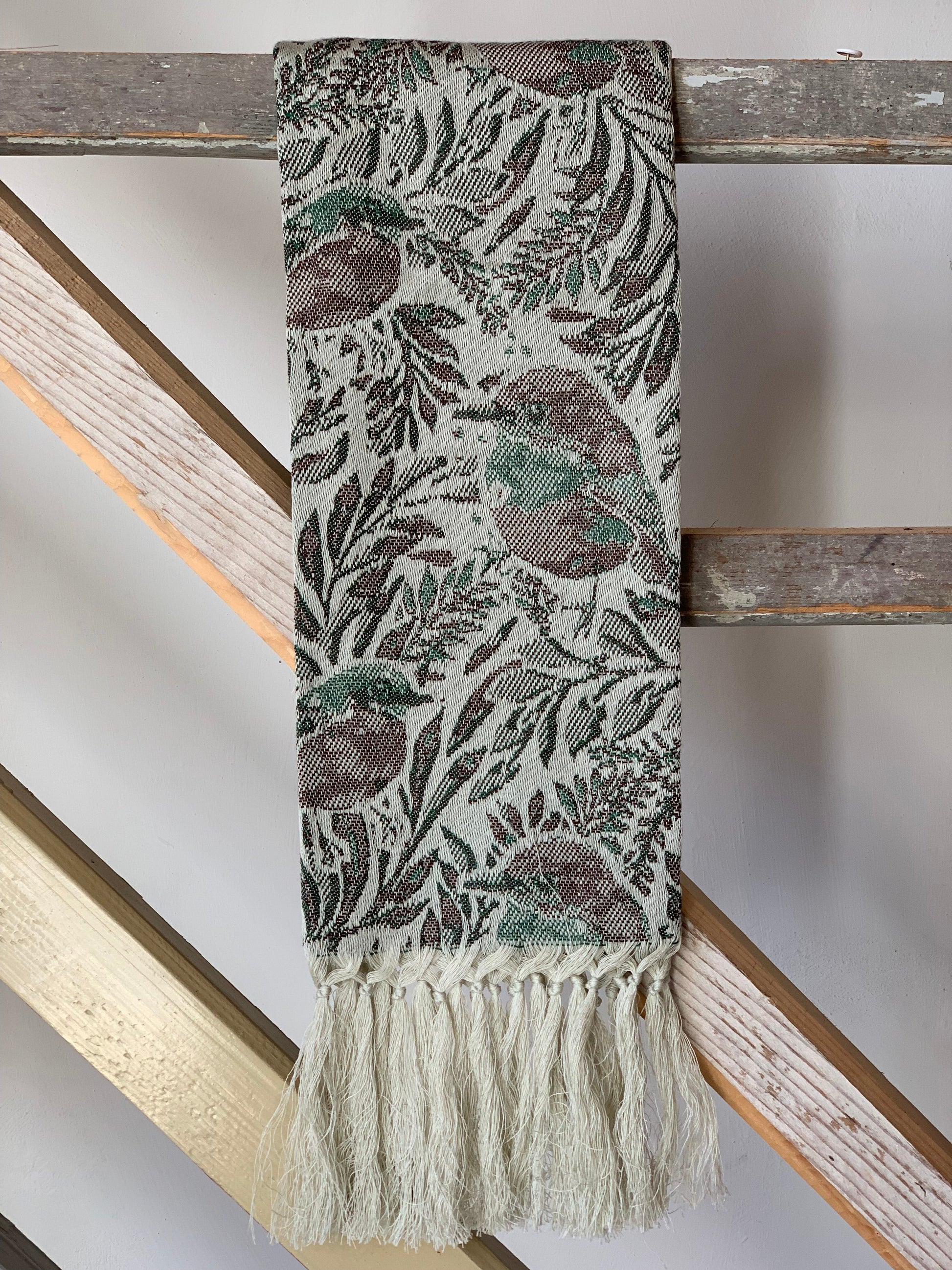 GOLDFINCH (CARDELLINO) TOWEL WITH FRINGE