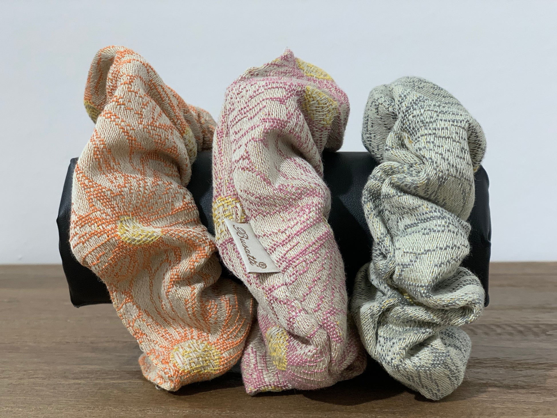 HAIR SCRUNCHIES - DAISY