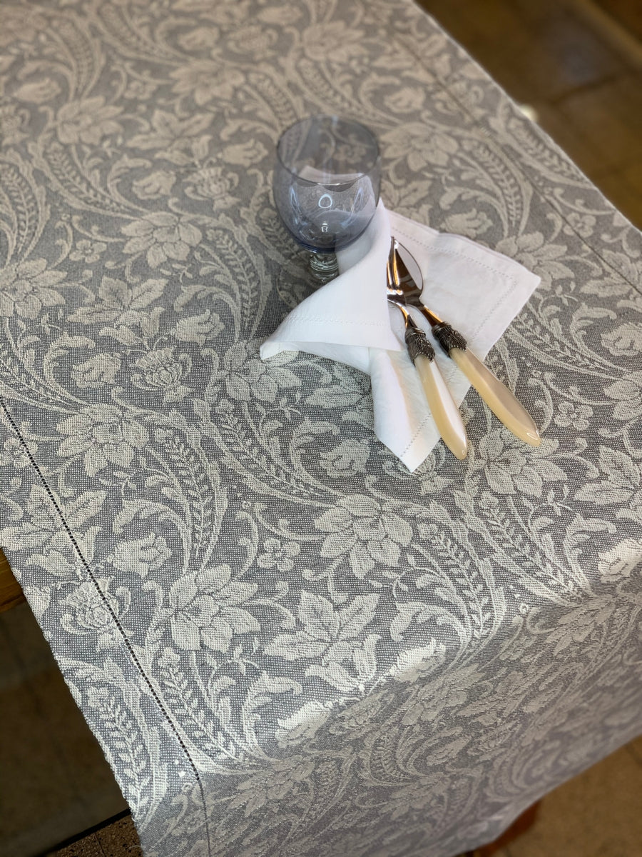 Donna di Coppe - Table Runner