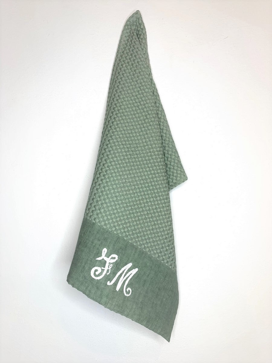 BESPOKE WAFFLE GUEST TOWEL
