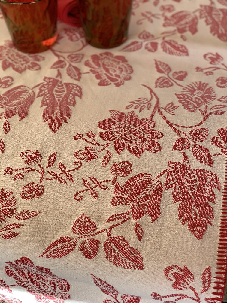 VENEZIA - LONG PLACEMAT WITH PUNTO SIENA LACE