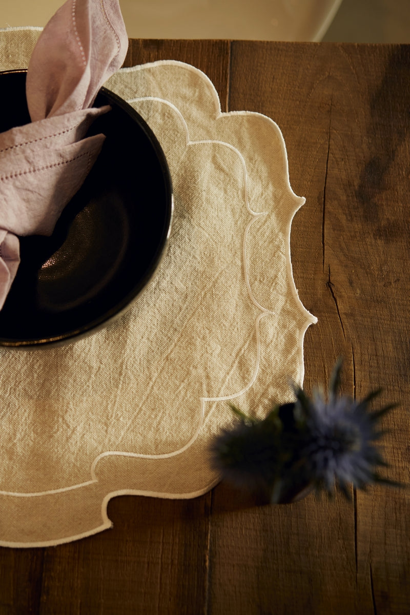 SCALLOPPED PLACEMAT "LABIRINTO"