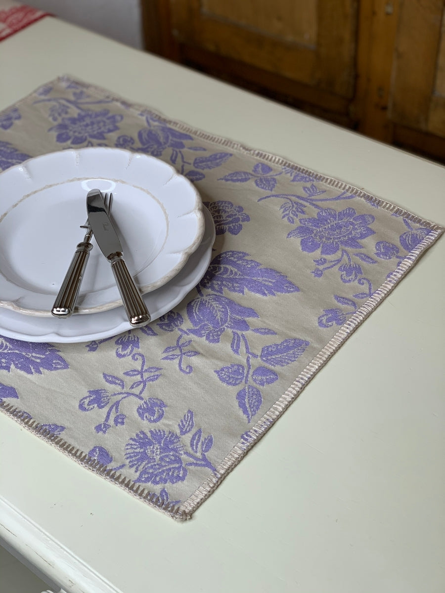 VENEZIA - Placemat with "Punto Siena" lace