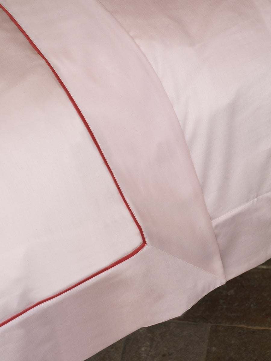FLAT SHEET IN EGYPTIAN COTTON WITH PIPING